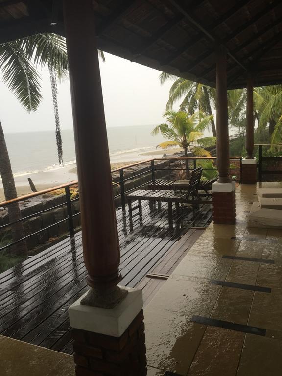 Hotel 36 Palms Boutique Retreat à Cherai Beach Extérieur photo