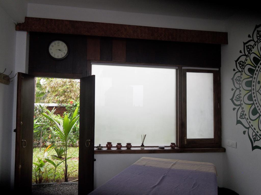 Hotel 36 Palms Boutique Retreat à Cherai Beach Extérieur photo