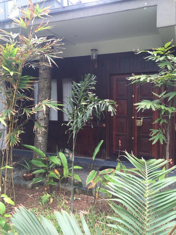 Hotel 36 Palms Boutique Retreat à Cherai Beach Extérieur photo